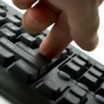Отчим сломал палец 9-летнему школьнику: вы будете в шоке, узнав ПРИЧИНУ