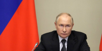 Песков: Путин тщательно готовится к каждой прямой линии, обновляя базу знаний по экономике - Реальное время