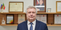 Эдуард Галеев поздравил коллег с Днем энергетика - Реальное время