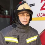 Спасатель МЧС накрыл собой маму с ребенком, увидев летящий беспилотник
