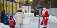 В Татарстане проходит акция от Росгвардии «Дед Мороз специального назначения» - Комсомольская правда Казань