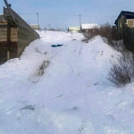 В Иркутске девочка погибла, катаясь со стихийной горки