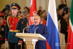Минниханов вручил юбилейные медали ветеранам в Набережных Челнах