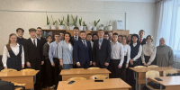 Рушан Мингазов провел парламентский урок на тему "Святое дело – Родине служить!" - Справедливая Россия