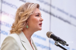 В России могут возродить институт благородных девиц