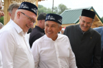 Минниханов поздравил татарстанцев с Сабантуем