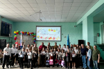 Ильнур Гарипов и Фаниль Аглиуллин вручили детям Рубежного и Лисичанска школьные рюкзаки