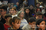 ИИ, одиночество и окружающая среда: о чем пишут современные подростки
