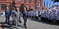 Рустам Минниханов напутствовал первокурсников Казанского медуниверситета - Комсомольская правда Казань
