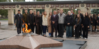 Молодёжные помощники руководителя аппарата АТК в РТ почтили память жертв террористических актов - Министерство по делам молодежи