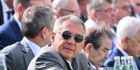 Рустам Минниханов посетил концерт ко Дню нефтяника в Альметьевске - ИА Татар-информ