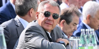 Рустам Минниханов посетил концерт ко Дню нефтяника в Альметьевске - Комсомольская правда Казань