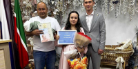 «Ждем нашего героя домой»: глава Менделеевска побывал на выписке сына бойца СВО - ИА Татар-информ