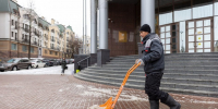 Казань готовится к холодам с дефицитом дворников и зимним фестивалем - Реальное время