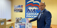 Казанские партийцы собрали товары для «Коробки храбрости» - Единая Россия