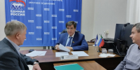 Бугульминцы задали Юрию Камалтынову вопросы по ремонту сельского клуба и газификации - Единая Россия