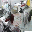 11 красных роз без чека: романтичный грабитель попался полиции в Казани - ТРК Татарстан-Новый век