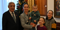 Фарид Мухаметшин исполнил новогодние желания Самины, Сабины и Ранеля Вафиных - Государственный Совет