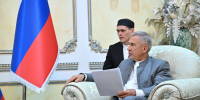 Рустам Минниханов провел встречу с генеральным директором ИСЕСКО - ИА Татар-информ