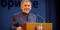 Праздник, знаменующий торжество веры: Минниханов поздравил татарстанцев с Ураза-байрамом - ИА Татар-информ